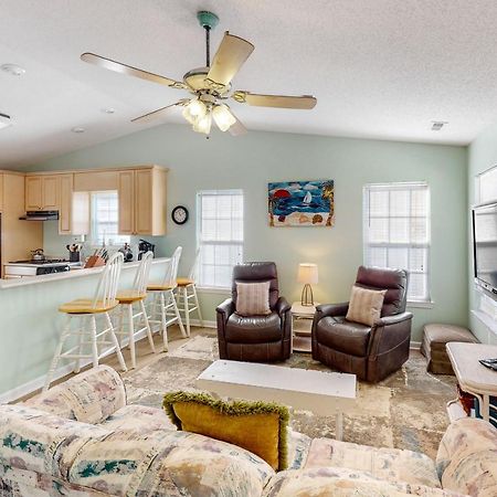 Reel Blessed Villa Oak Island Exterior photo