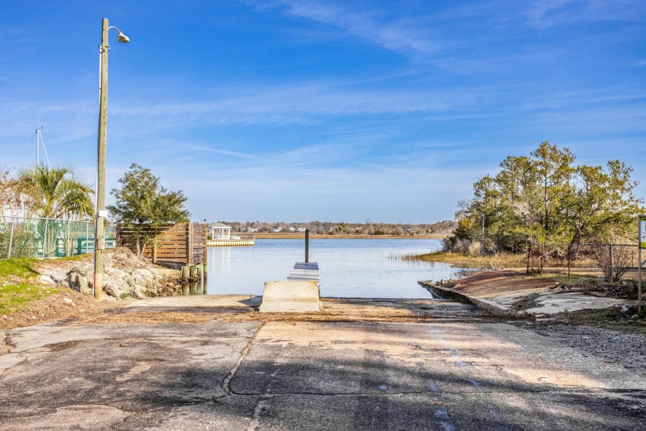 Reel Blessed Villa Oak Island Exterior photo