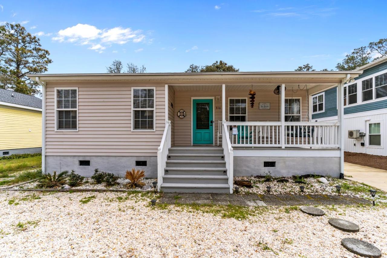 Reel Blessed Villa Oak Island Exterior photo